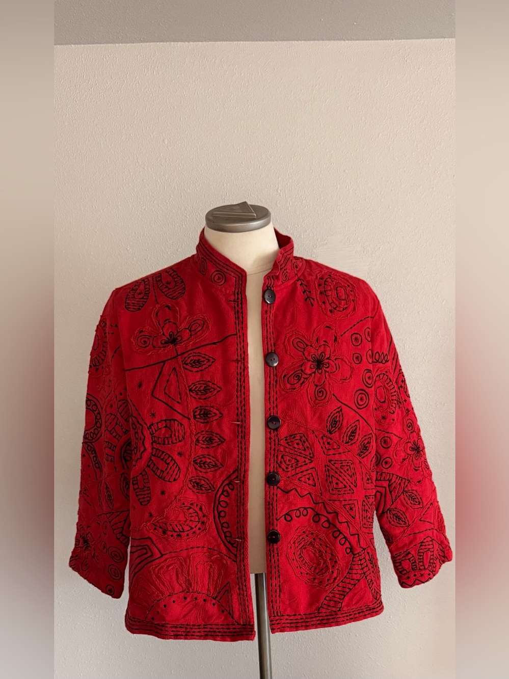 Draper’s & Damon’s Red Embroidered Bohemian Mandarin-Collar Jacket Large